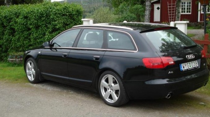 Audi 3,2 quattro Avant